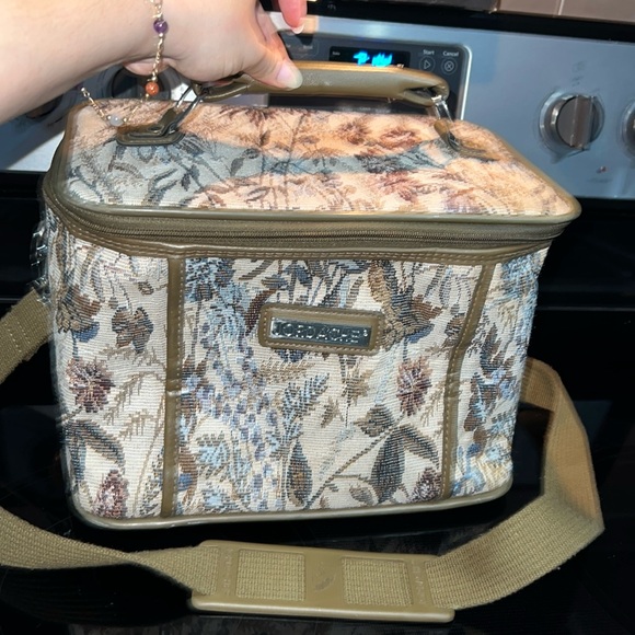 Vintage Jordache Makeup Bag Suitcase & Overnight weekender Bag. - Picture 8 of 12
